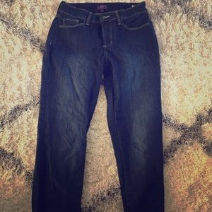 ⬇️ $10 NYDJ Skinny DARK Denim Leggings Size 4 USED